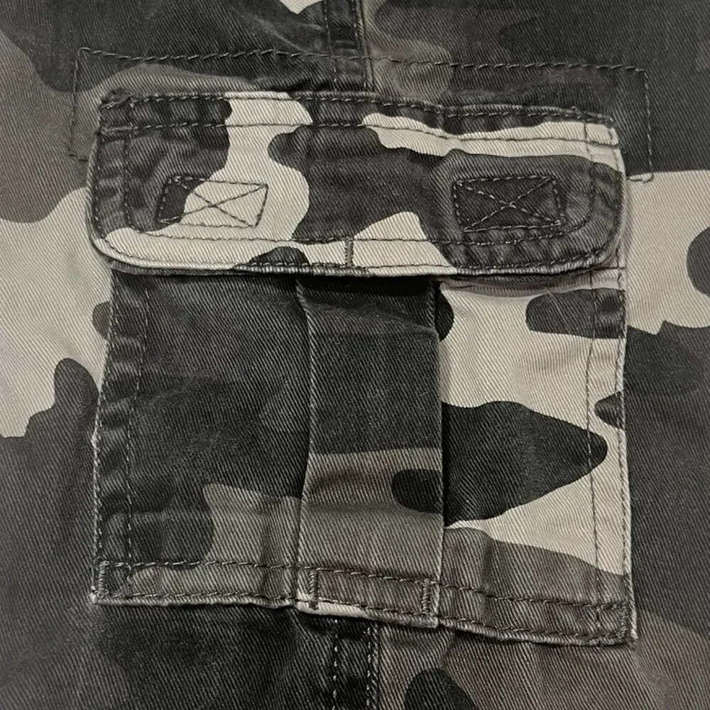 The Childrens Place Black Gray Camo Cargo Pants Toddler 2T Streetwear